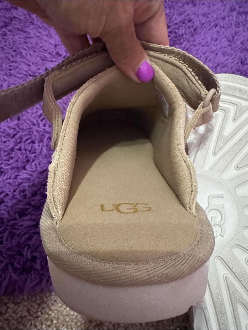 UGG Big Kids Goldenstar Suede Slip-On Clog in Tan-Size 4 - Picture 8 of 9